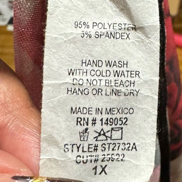 Fashion Nova Blame It On The Rose Legging Red/Combo Set 1X Bell Sleeve Bodysuit - Picture 11 of 11